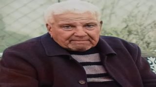 مات بائع الشاي