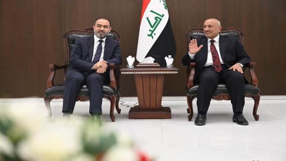 رئيس هيأة الإعلام والاتصالات يلتقي محافظ كربلاء ويبحثان تطوير البنية الرقمية وواقع الاتصالات وخصوصية المحافظة