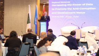 رئيس هيئة النزاهة يدعو للتعاون الإقليميّ والدوليّ وتكامل الأدوار لمواجهة التحدّيات التي تعيق جهود التنمية الشاملة