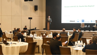 أبو رغيف يطرح على مجلس الأعمال الأمريكي العراقي رؤية الهيأة للشراكات ونقل التكنولوجيا الحديثة إلى العراق