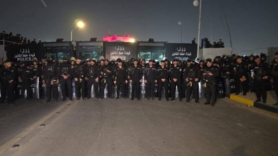 انتشار قوات حفظ القانون على الجسر المعلّق في بغداد