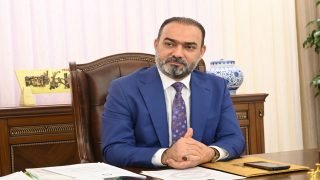 رئيس هيأة الإعلام والاتصالات يستقبل وفد وزارة الاتصالات و(فودافون) العالمية لبحث مراحل تشغيل الشركة الوطنية للهاتف النقال
