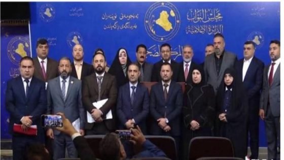 جبهة نواب الوسط والجنوب يهاجمون بيان رئاسة البرلمان ويدعون المجلس لعقد جلسة طارئة لحماية ثروات البلاد في الاقليم ومعالجة ازمة الرواتب وفقا للدستور وقرارات المحكمة الاتحادية.