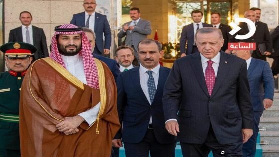 نقلت وكالة رويترز عن الرئاسة التركية، أن الرئيس التركي رجب طيب أردوغان أخبر ولي عهد السعودية محمد بن سلمان، في مكالمة هاتفية أن الهجوم على إيران أظهر أن الاحتلال الإسرائيلي في عهد حكومة نتنياهو تشكل أكبر تهديد للاستقرار في المنطقة.