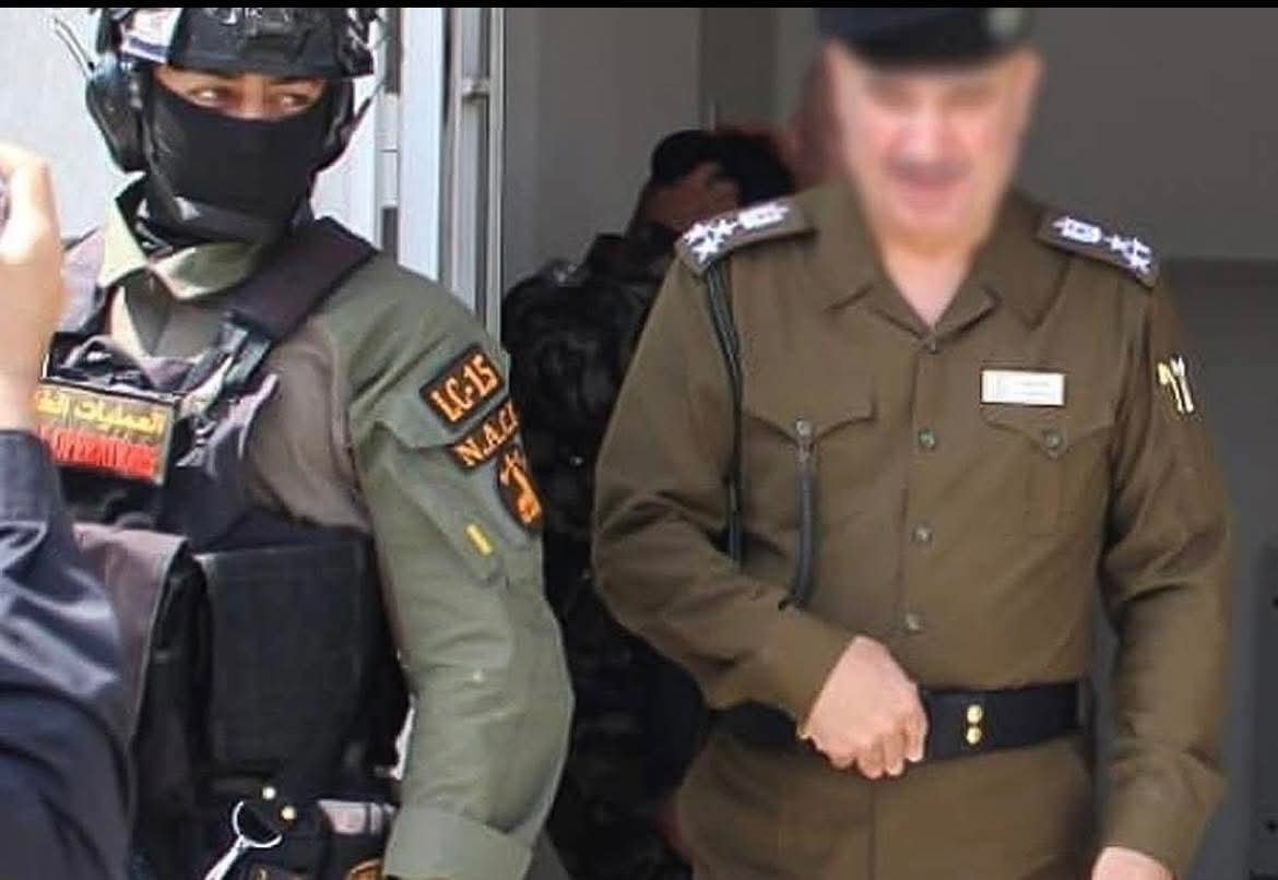 قوة أمنية تلقي القبض على العميد عباس قادر المساعد الفني لقائد شرطة محافظة كركوك