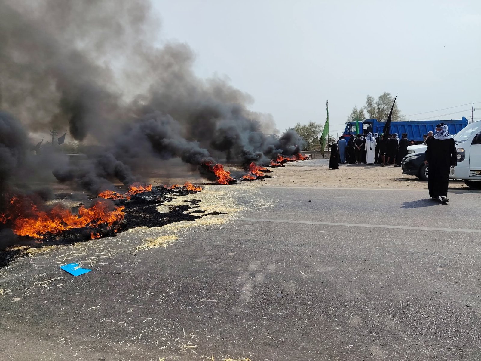 ميسان | تظاهرة في صدر المجر احتجاجاً على شحّة المياه وقطع طريق مجر–العمارة