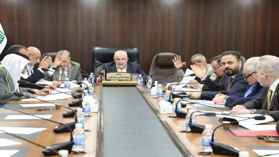 لجنة الأمن والدفاع في البرلمان: ندعو المواطنين لتصوير المولات والاماكن التجارية التي تفتقر إلى مخارج الطوارئ وسيتم إغلاقها “خلال دقائق”