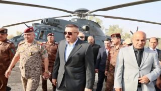 وزير الداخلية العراقي رئيس اللجنة الأمنية العليا للزيارات المليونية عبد الأمير الشمري يصل منفذ المنذرية الحدودي مع إيران للاطلاع على الاستعدادات الجارية لتأمين دخول زائري الأربعين