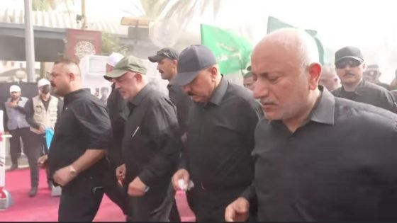 وزير الداخلية يشارك المعزين في “ركضة طويريج” بكربلاء في سابقة غير مسبوقة