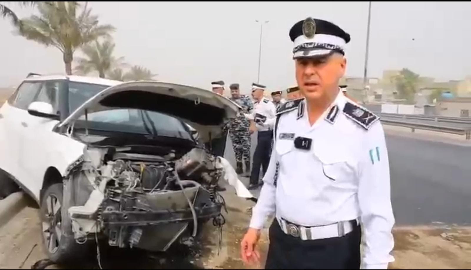 مدير المرور العام اللواء الدكتور عدي سمير يوجه رسالة مؤثرة إلى العوائل العراقية يدعو فيها إلى تحمّل المسؤولية المشتركة للحفاظ على الأرواح مؤكدًا أن “السلامة تبدأ من التزام السائق وحرص العائلة على توعية أبنائها بقواعد القيادة الآمنة