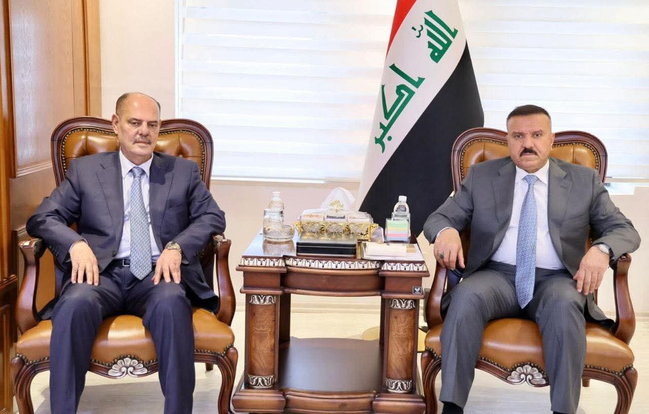 وزير الداخلية يشيد بدور نقابة الصحفيين في تعزيز الأمن والاستقرار