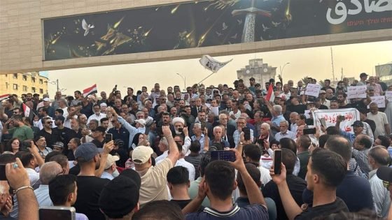 تظاهرة واسعة في ساحة التحرير احتجاجاً على ملف خور عبد الله