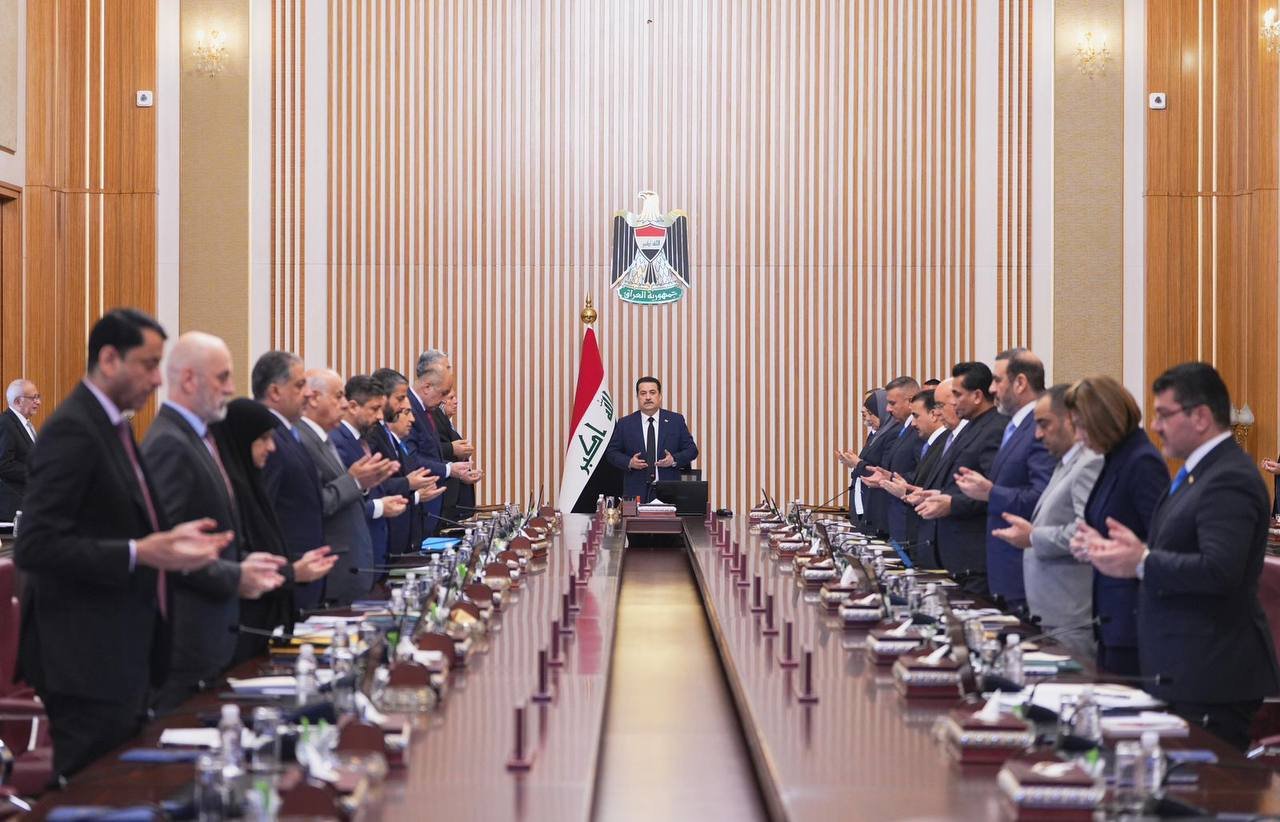 مجلس الوزراء يعقد جلسة استثنائية ويعلن الحداد الرسمي ثلاثة أيام تضامناً مع عوائل ضحايا حادثة الحريق المؤلم في مدينة الكوت