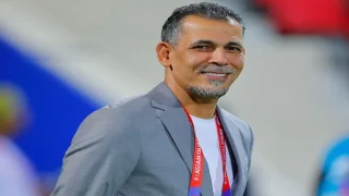 يونس محمود يكشف شعوره بالظلم في مؤتمر صحفي