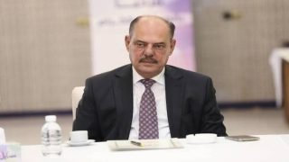 مؤيد اللامي… رمز الصحافة الحرة وفخر العراق والعرب… وقيادة بحجم الوطن وصوتٌ لا يُخمد