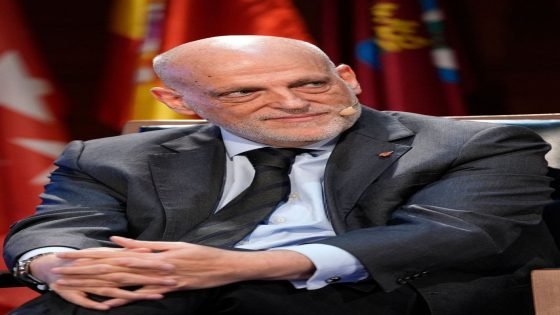 المجلس الأعلى للرياضة يدرس عزل خافيير تيباس رئيس رابطة الليغا الإسبانية بعد شكوى ميغيل غالان بخصوص تسريب تيباس معلومات سرية عن برشلونة