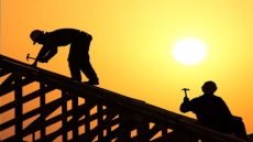 البحوث تكشف: المجهود البدني اليومي يؤثر في تكوين البنية الذكورية أكثر من التمارين الرياضية