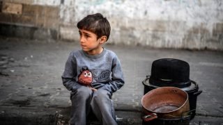 قائدة فريق أطباء بلا حدود بغزة : لا توقعات بشأن ما ستتخذه الأمم المتحدة بعد إعلانها المجاعة في غزة