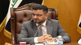 النائب “رائد المالكي”: جريح من الحشد الشعبي منحته الحكومة هدية (اداء العمرة) فتم اعتقاله في السعودية منذ سنتين.