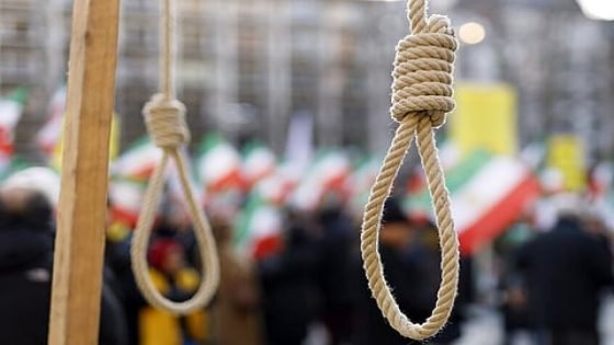 إيران تنفذ حكم الإعدام بحق جاسوس للموساد