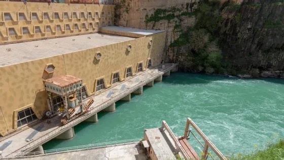 البدء بتهيئة مواقع محطتي تحلية مياه في شط العرب