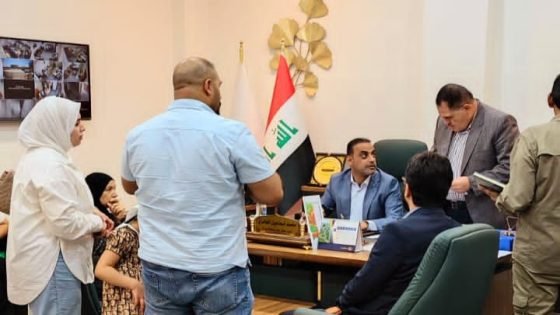 العامري يستقبل عشرات المواطنين ويوجه بحل قضاياهم بتوجيه من محافظ البصرة