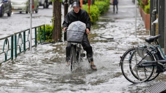 أمطار غزيرة تتسبب بإلغاء أكثر من 240 رحلة في طوكيو