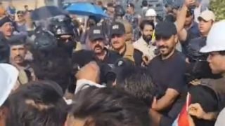 قوات أمنية تفض تظاهرة لخريجي الهندسة والنفط في البصرة