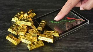 استقرار أسعار الذهب بانتظار بيانات أميركية مؤثرة على سياسة الفيدرالي