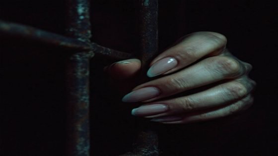 الحكم بالسجن 7 سنوات بحق أم باعت ابنتها بالاشتراك مع مدانة أخرى بمبلغ 20 مليون دينار في بغداد.