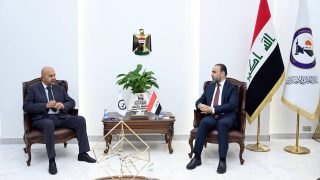 هيأة الإعلام والاتصالات تبحث مع مؤسسة بابل العالمية تعزيز الهوية الوطنية عبر الإعلام