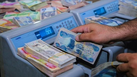 المالية النيابية: صرف الرواتب مرهون بوصول الإيرادات بعد فقدان الخزينة الأرصدة المدورة