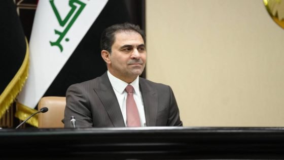 المندلاوي يكسر التقاليد السياسية بتعيين الفريجي متحدثاً رسمياً لكتلة الأساس