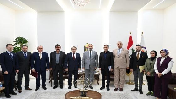 رئيس هيأة الإعلام والاتصالات يبحث مع السفير الأوكراني سبل التعاون ومكافحة الأخبار المضللة