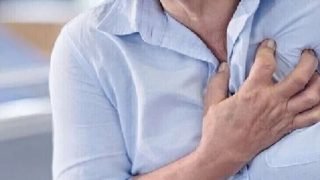 دراسة أمريكية: الإصابة بكوفيد-19 أو الإنفلونزا ترفع خطر النوبات القلبية والسكتات الدماغية