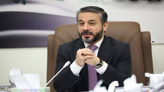 وزير التعليم “نعيم العبودي” يعلّق على قصة المسيرات التي تستهدف مرقد الصدر: الشهيد الثاني أبونا كلنا واحنة والتيار من رحم واحد