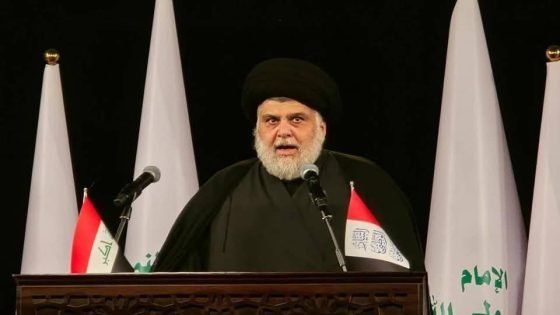 صحيفة العرب اللندنية: التيار الصدري بزعامة “مقتدى الصدر” يعد أبرز المنافسين للنفوذ الإيراني في العراق.