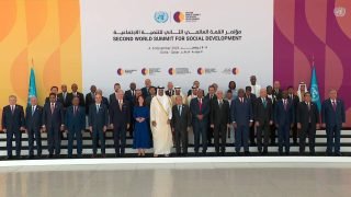 رئيس الجمهورية في قمة الدوحة للتنمية الاجتماعية: العدالة والمناخ في صميم أولويات العراق