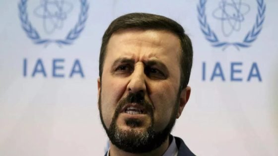 إيران تعلن تلقي «إشارات إيجابية محدودة» من الغرب