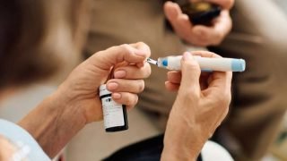 تكنولوجيا الموجات الصوتية تُحدث ثورة في علاج قرح القدم لمرضى السكري