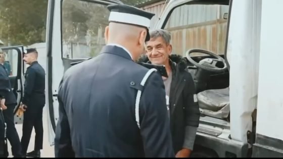 مدير المرور العام يوجّه السائقين بالالتزام بالنظام المروري حفاظاً على الأرواح