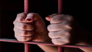 جنايات البصرة تصدر حكماً بالإعدام بحق امرأة ضُبط بحوزتها 10 كغم من المواد المخدرة.