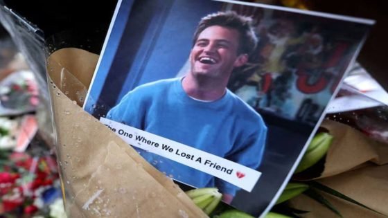 سجن طبيب عامان ونصف بعد اعترافه بتزويد نجم مسلسل “فريندز” الراحل ماتيو بيري بالكيتامين بشكل غير قانوني