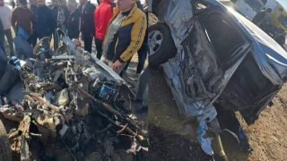 حادث اصطدام مخيف يؤدي إلى انقسام العجلة لنصفين في قضاء بيجي بصلاح الدين.