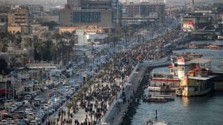 المفوضية العليا المستقلة للانتخابات تطلق استمارة طلبات تشكيل إقليم البصرة لمعرفة اراء 2% من ناخبين المحافظة ثم سيتم فتح مراكز التسجيل لاستقبال طلبات 10% من الناخبين وفي حال موافقتهم سيتم الانتقال الى مرحلة الاستفتاء الشعبي.
