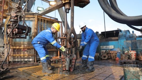 شركة الحفر العراقية تنجز حفر بئر تقييمية بعمق 4280 متراً في حقل مجنون النفطي بمحافظة البصرة