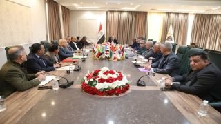 نقيب الصحفيين العراقيين يعقد اجتماعاً موسعاً مع رؤساء فروع النقابة لمناقشة الملفات المهنية وتعزيز العمل النقابي في المحافظات