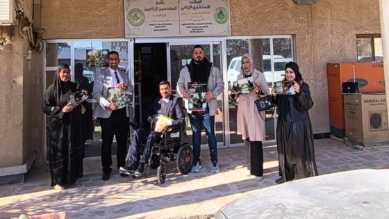 مهندس زراعي من ذوي الاحتياجات الخاصة يقود حملة توعوية لمناهضة التطرف في البصرة