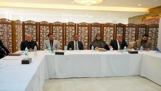 العامري يشارك في ورشة تناقش التلوث البيئي والتغيّر المناخي في البصرة 