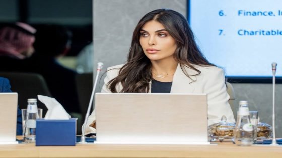 عضو فريق ترامب “ياسمين نعمو”: تم الانتهاء من سوريا وفنزويلا وحان دور ايران.